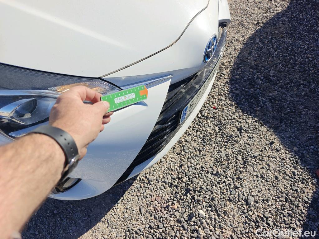  Toyota  Yaris TOYOTA  / 2017 / 5P / berlina con portón 1.5 100H Active Tech #11