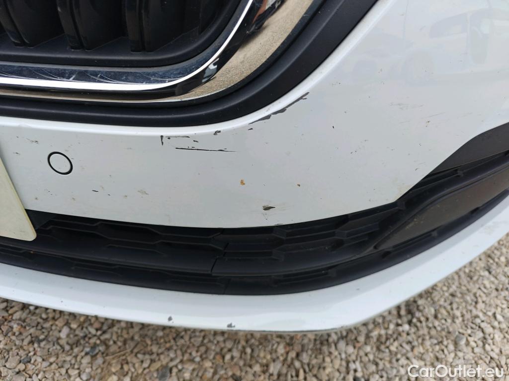  Skoda  Octavia SKODA  / 2020 / 5P / familiar Combi 1.0 TSI 81kW(110CV) DSG mHEV Ambi. #27