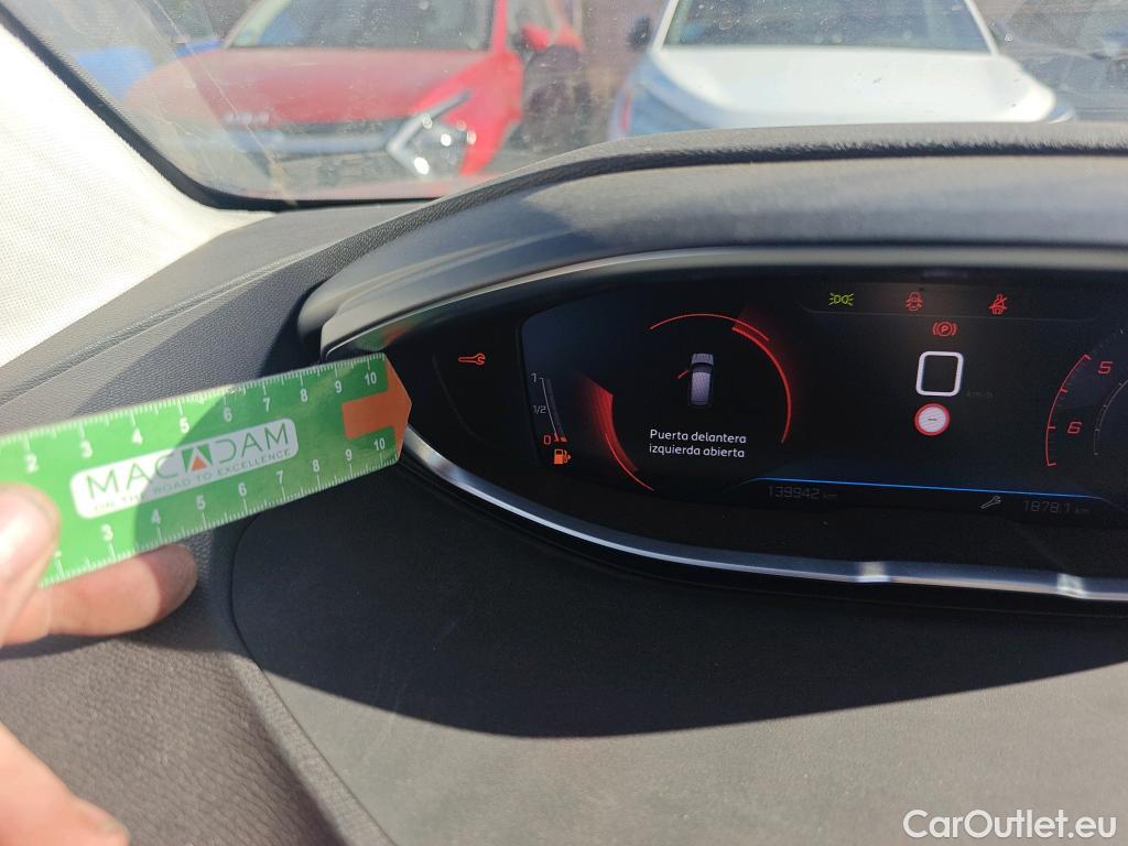  Peugeot  3008  Active Pack 1.5 HDi 130CV MT6 E6d #41