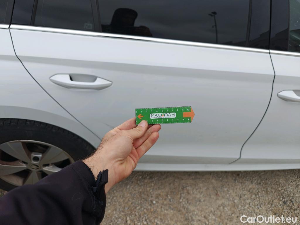  Skoda  Octavia SKODA  / 2020 / 5P / familiar Combi 1.0 TSI 81kW(110CV) DSG mHEV Ambi. #3