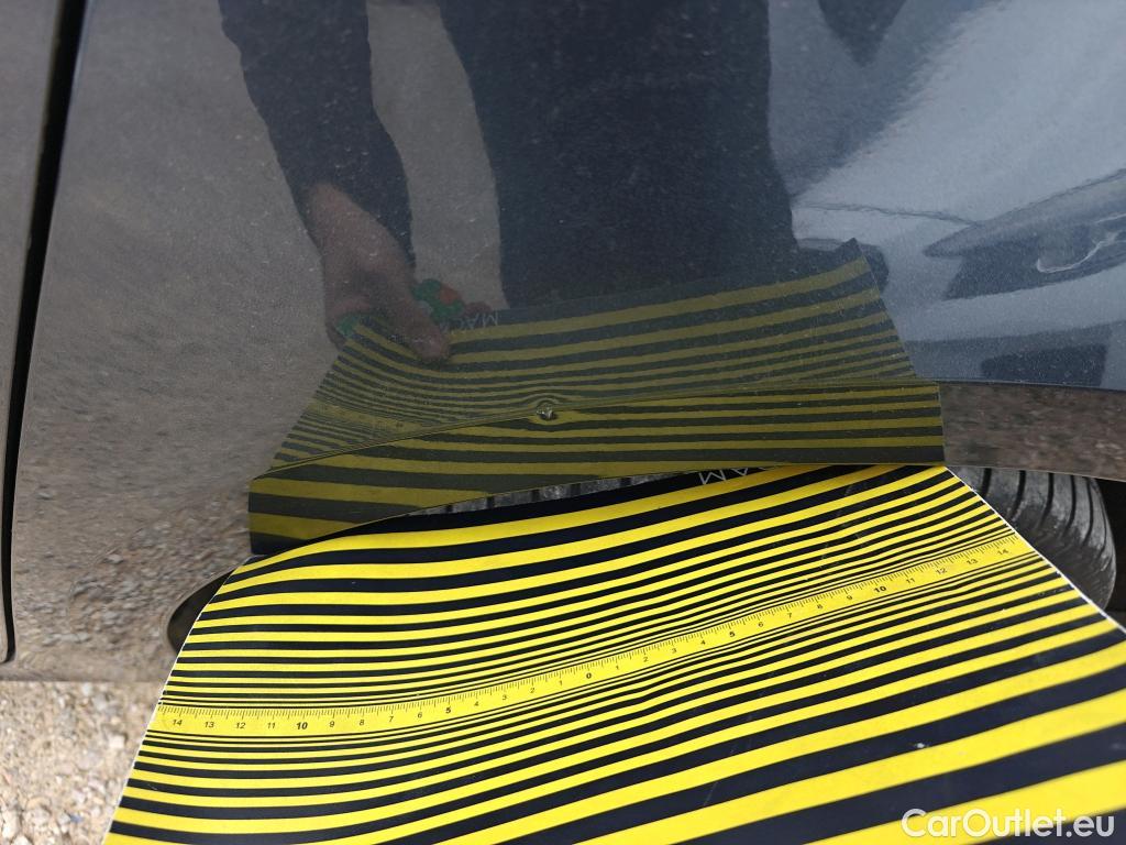  Renault  Megane RENAULT Mégane / 2020 / 5P / familiar S.T. Business Blue dCi 85 kW (115CV) -SS #47