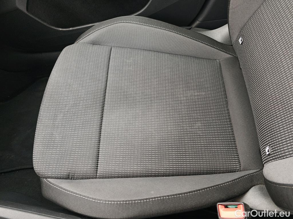  Skoda  Octavia SKODA  / 2020 / 5P / familiar Combi 1.0 TSI 81kW(110CV) DSG mHEV Ambi. #17