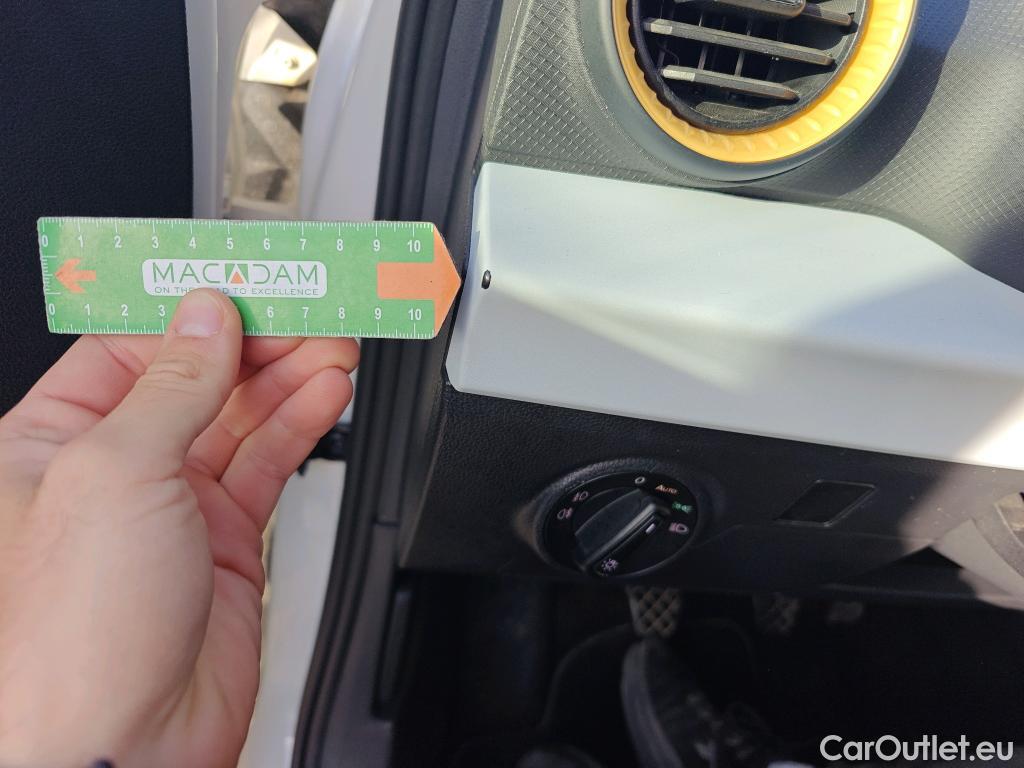  Seat  Arona SEAT  / 2017 / 5P / todoterreno 1.0 TSI 81kW (110CV) Style Plus (AC) #2