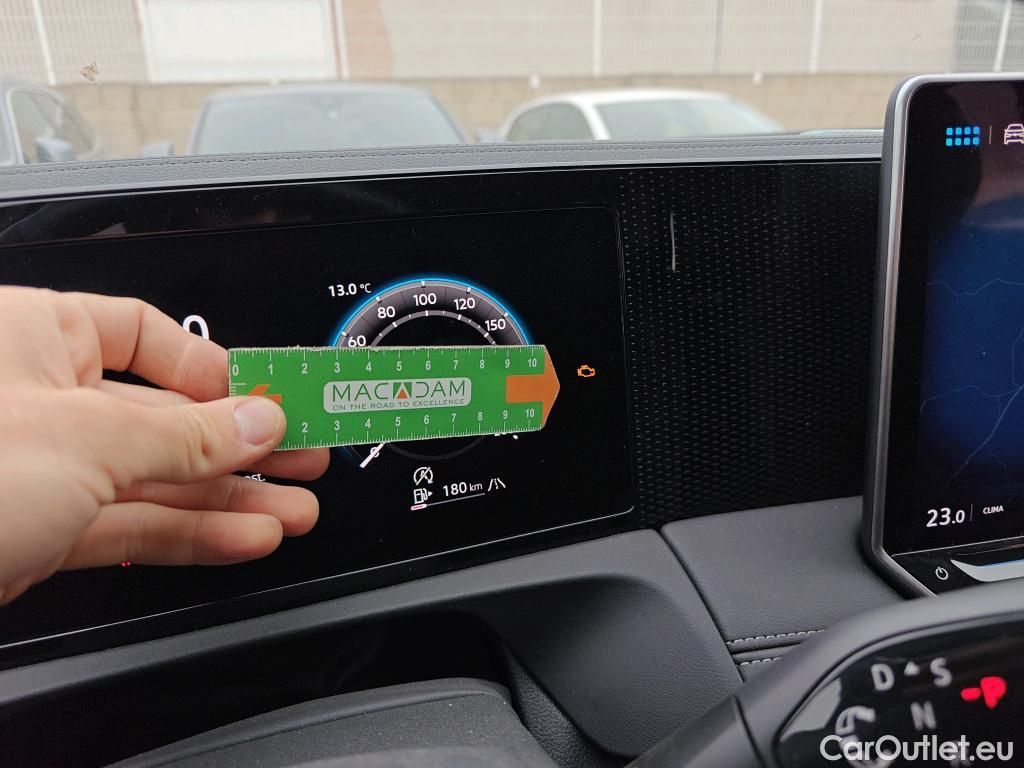  Volkswagen  Tiguan VOLKSWAGEN  / 2023 / 5P / todoterreno Life 2.0 TDI 110kW (150CV) DSG #5