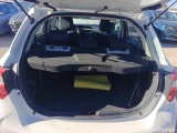  Toyota  Yaris TOYOTA  / 2017 / 5P / berlina con portón 1.5 100H Active Tech #8