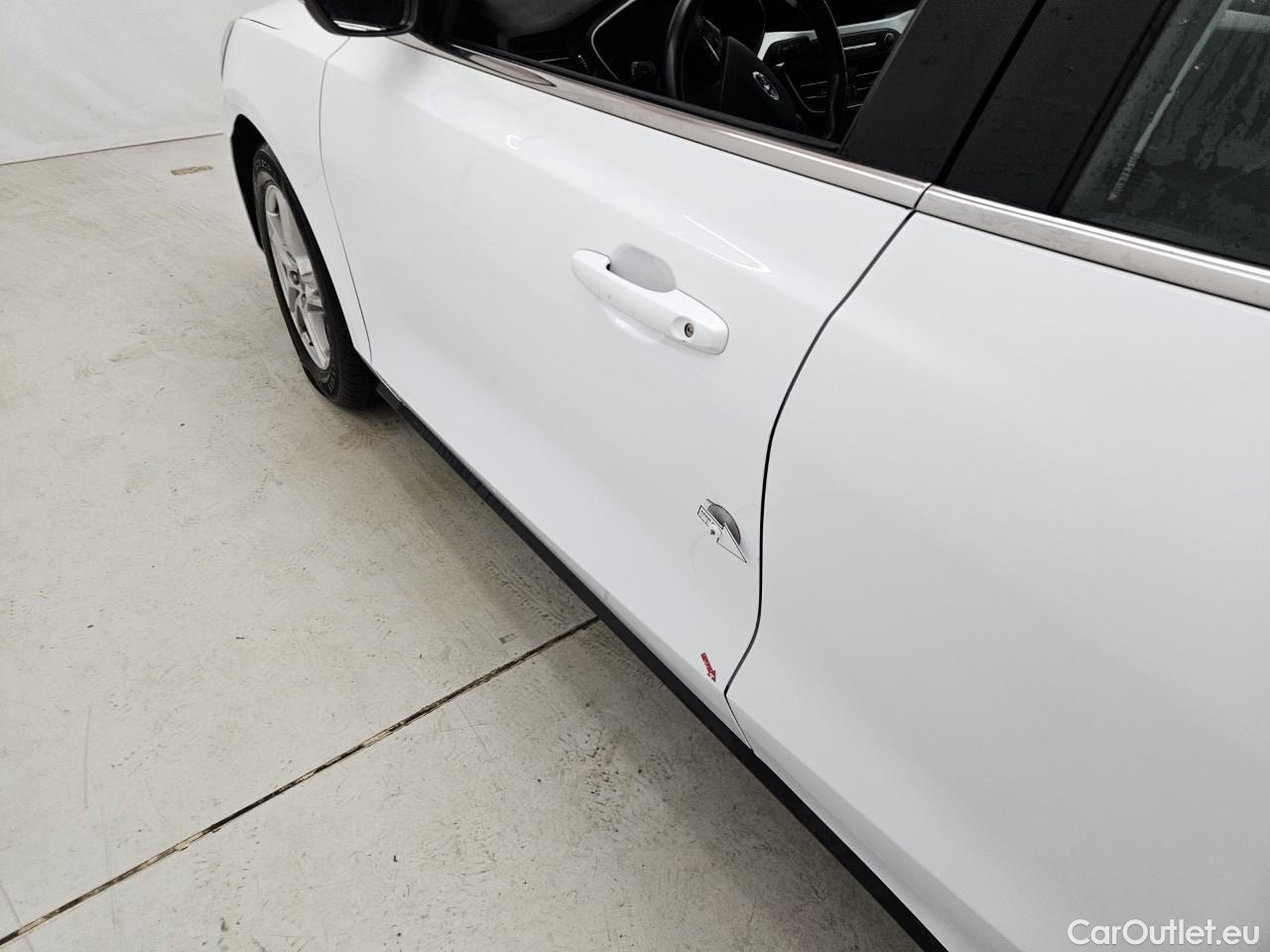  Ford  Focus 1.5 EcoBlue 120CP Trend Connected Wgn A8 #3