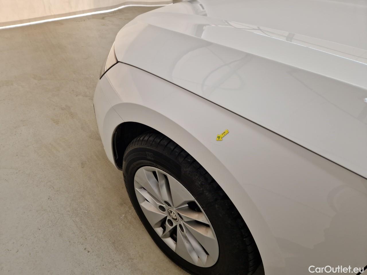  Skoda  Octavia 2.0 TDI 150CP Ambition Combi DSG #5