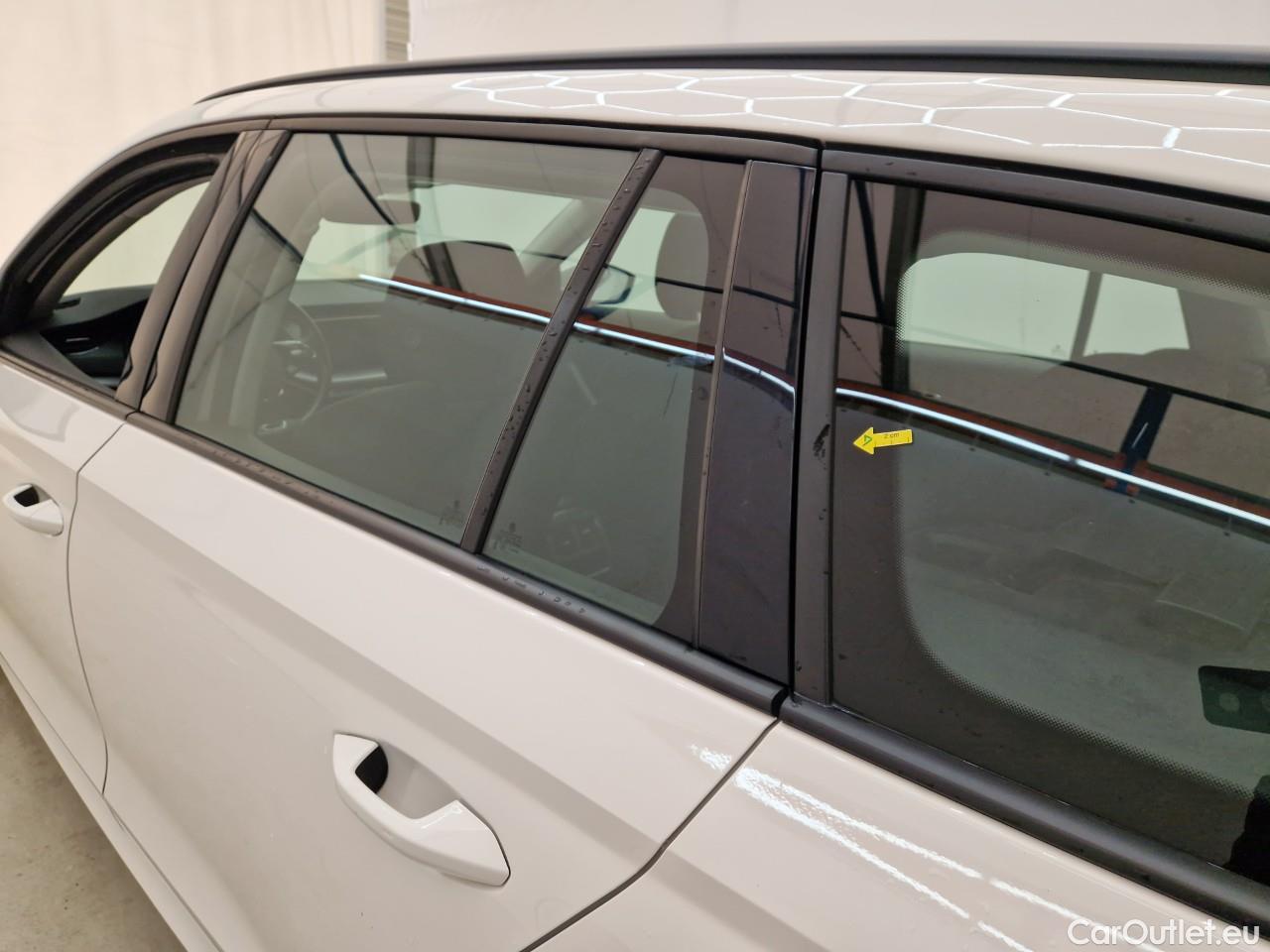  Skoda  Octavia 2.0 TDI 150CP Ambition Combi DSG #38