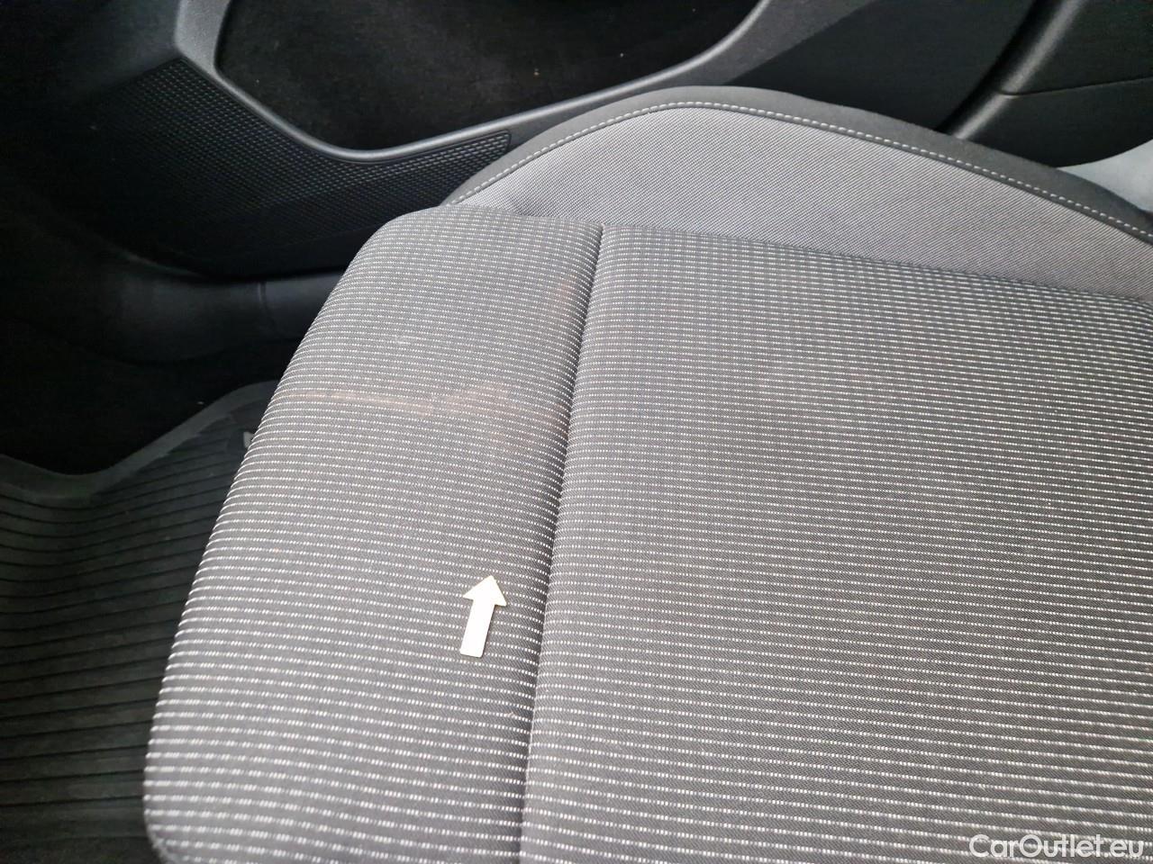  Skoda  Octavia 2.0 TDI 150CP Ambition Combi DSG #43