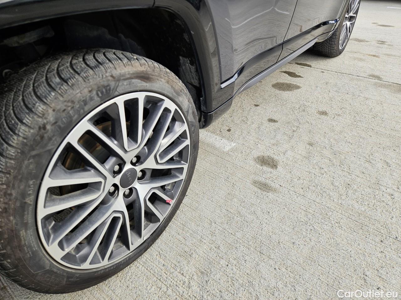  Jeep  Cherokee 1.3 T PHEV 240 CP Summit AT6 4xe #26