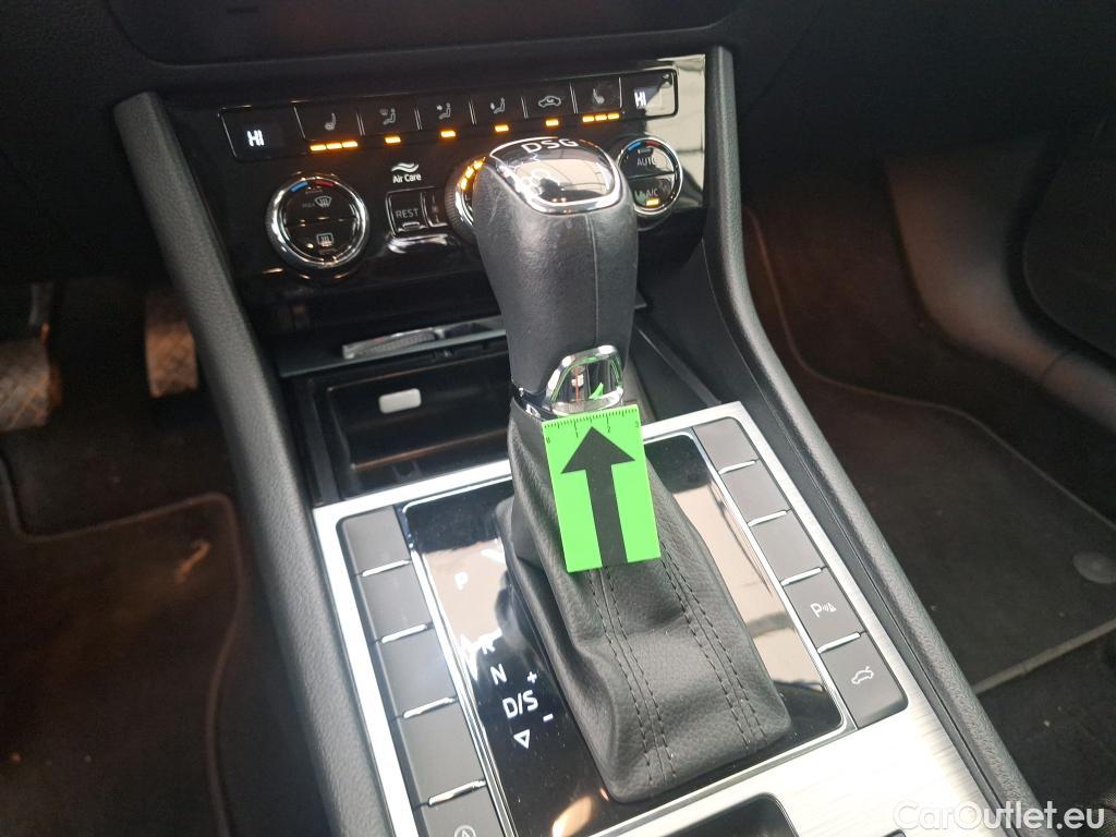  Skoda  Superb 1.5 TSI 150CP Ambition DSG #7