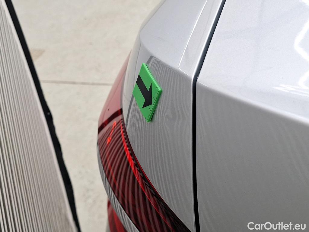  Skoda  Superb 1.5 TSI 150CP Ambition DSG #4