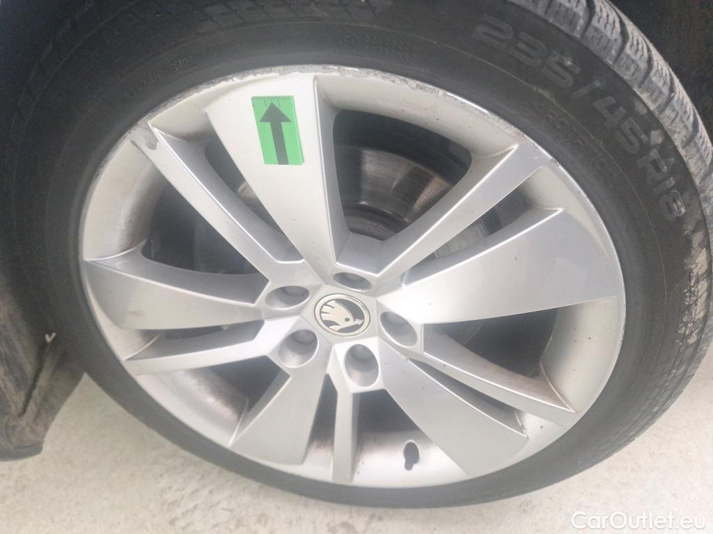  Skoda  Superb 2.0 TDI 150CP Style DSG #15