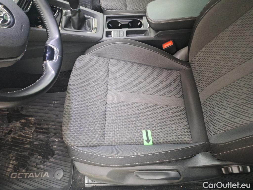  Skoda  Octavia 1.5 TSI 150CP Style #9