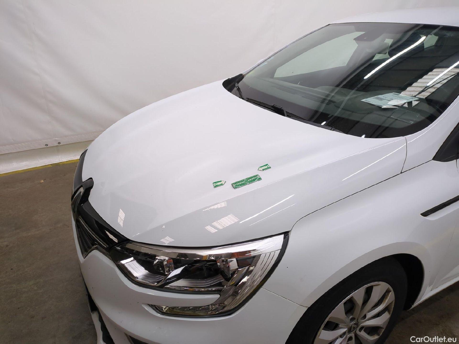  Renault  Megane  IV Berline 5pt. Société Air Nav 1.5 dCi 90CV BVM6 E6 #18