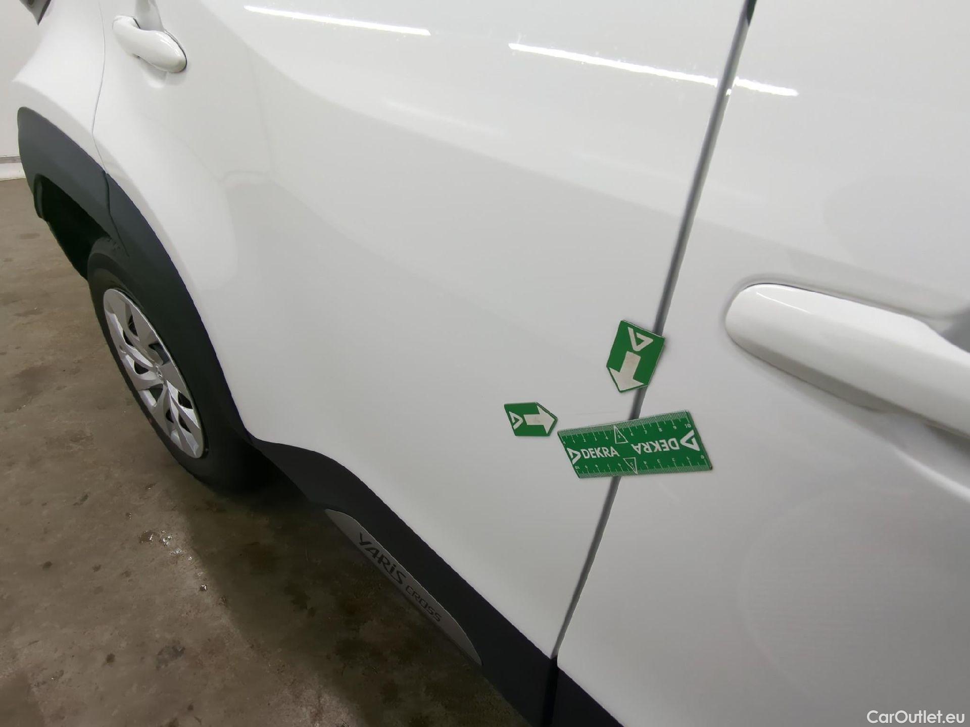  Toyota  Yaris Cross TOYOTA  Hybride / 2021 / 5P / SUV 1.5 HYBRID 116H DYNAMIC AUTO #1