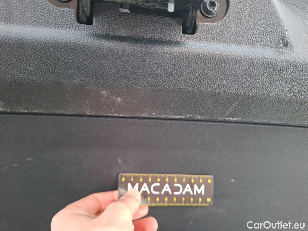  Renault  Megane  IV Berline 5pt. Société Air Nav 1.5 dCi 90CV BVM6 E6 #7