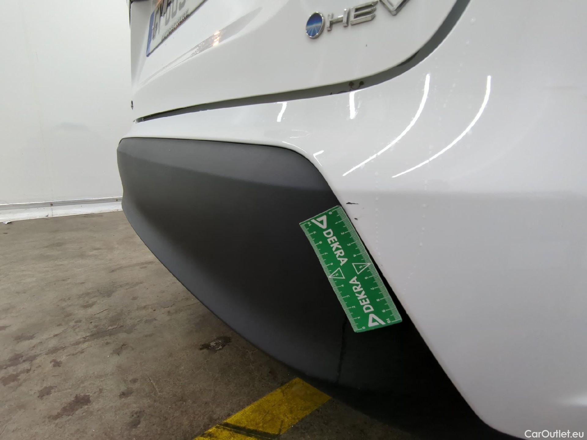  Toyota  Yaris Cross TOYOTA  Hybride / 2021 / 5P / SUV 1.5 HYBRID 116H DYNAMIC AUTO #8