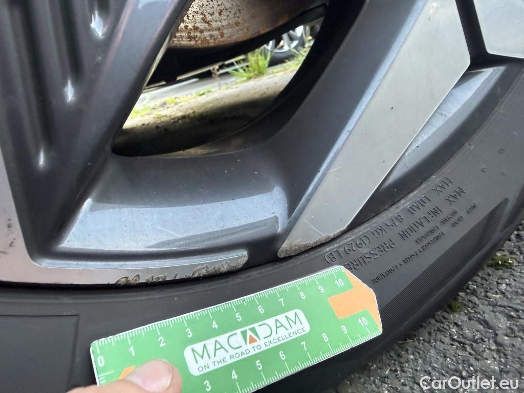  Hyundai  Tucson HYUNDAI  / 2020 / 5P / SUV 1.6 PHEV 265 HTRAC CREATIVE 4WD AUTO #15