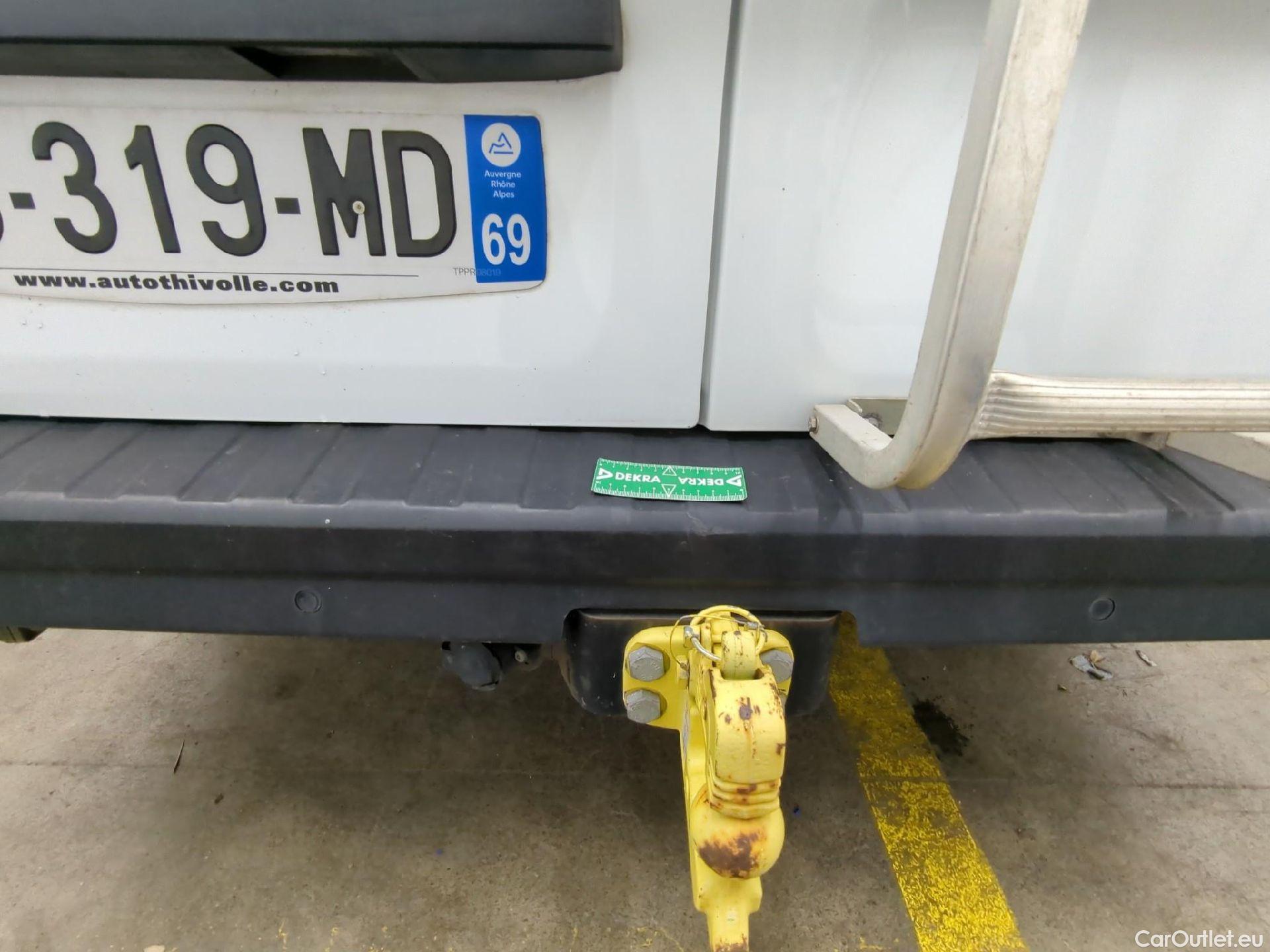  Renault  Trafic RENAULT  / 2019 / 4P / Fourgon tole NV FG GCF L1H1 1200 dCi 120 #66