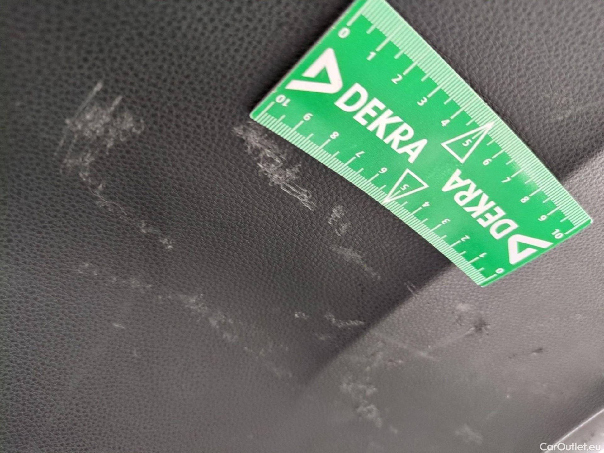  Toyota  Corolla TOYOTA  Touring Sports / 2018 / 5P / Break Hybride 122h Dynamic Business Beyond Zer #21