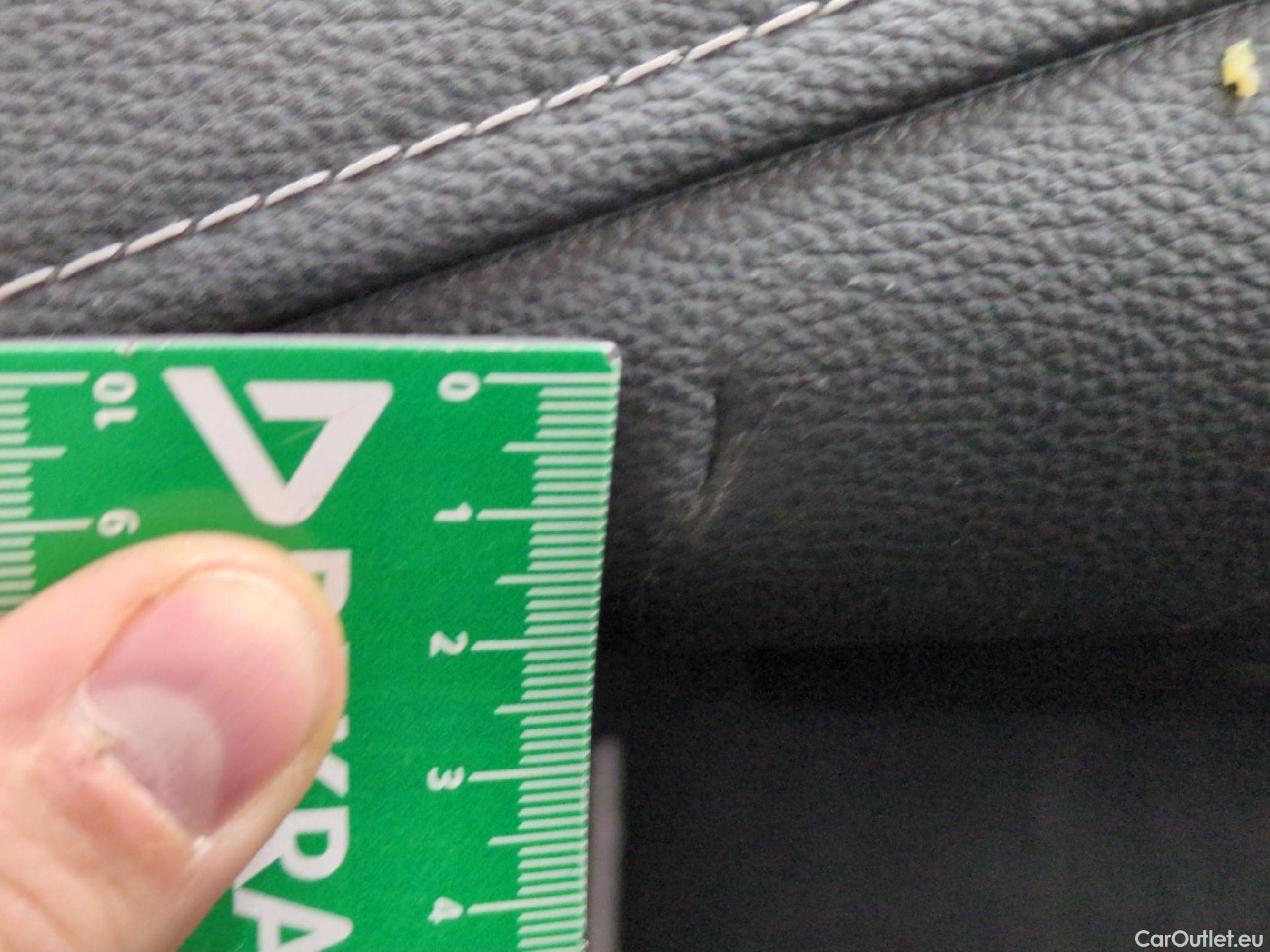  Toyota  Corolla TOYOTA  Touring Sports / 2018 / 5P / Break Hybride 122h Dynamic Business Beyond Zer #2