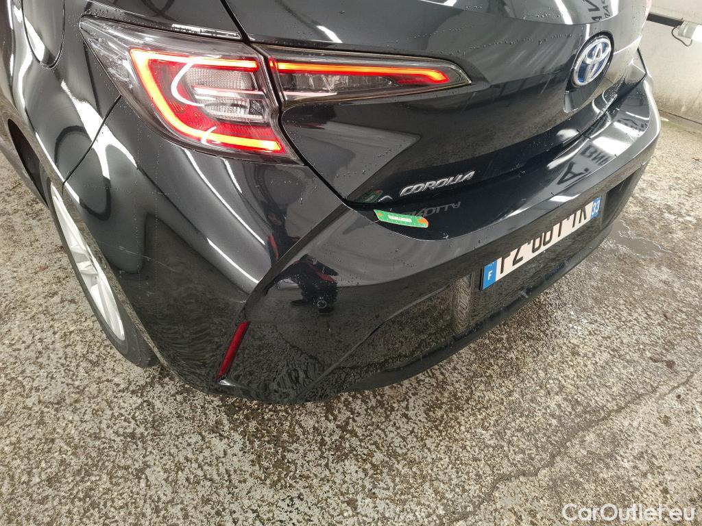  Toyota  Corolla TOYOTA  / 2018 / 5P / Berline Hybride 122h Dynamic Business #3