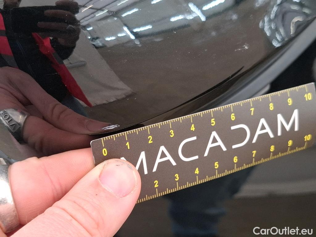  Renault  Kadjar RENAULT  / 2018 / 5P / Crossover Intens TCe 140 EDC FAP - 21 #26