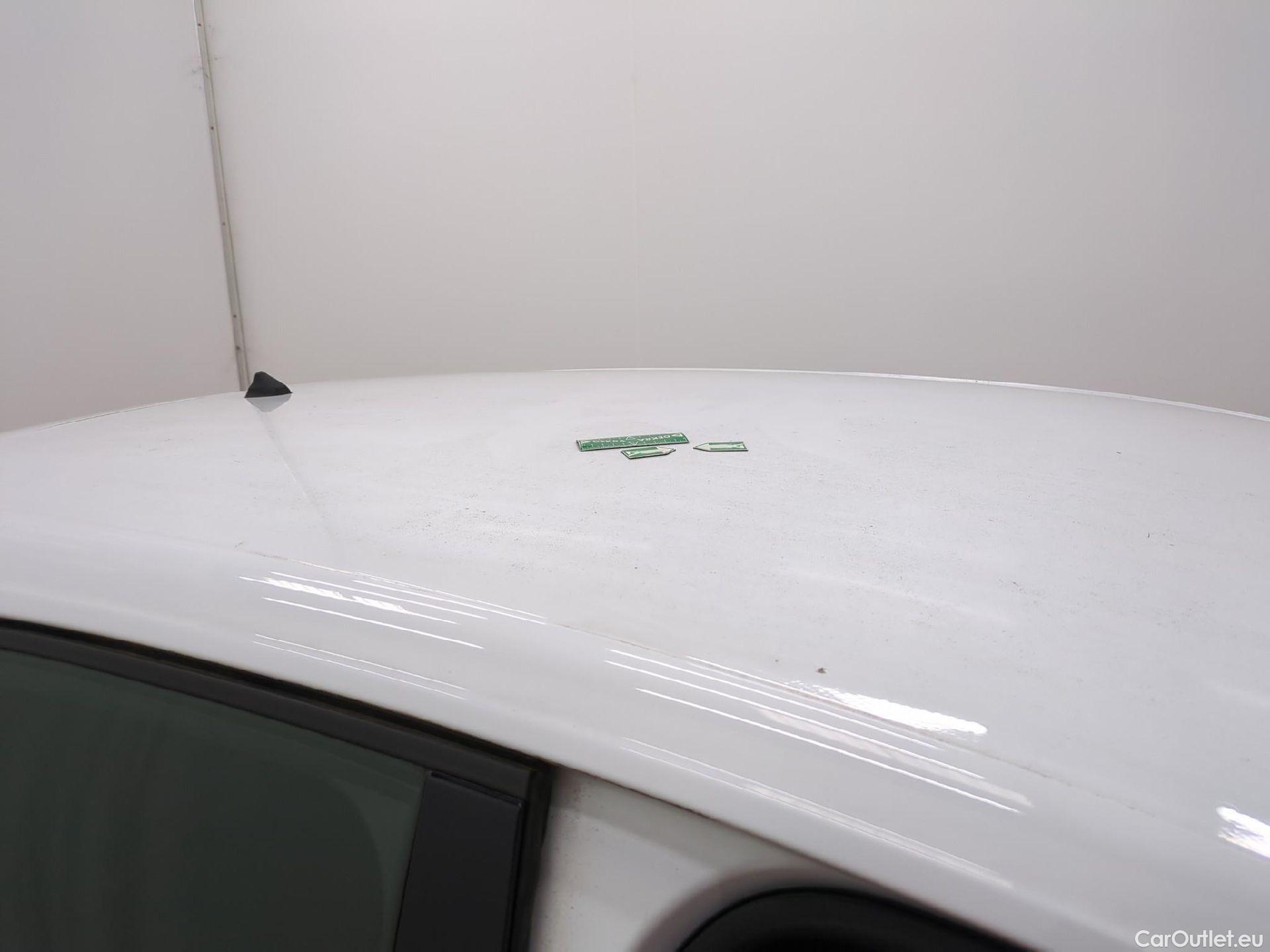  Renault  Megane  IV Berline 5pt. Société Air Nav 1.5 dCi 90CV BVM6 E6 #29