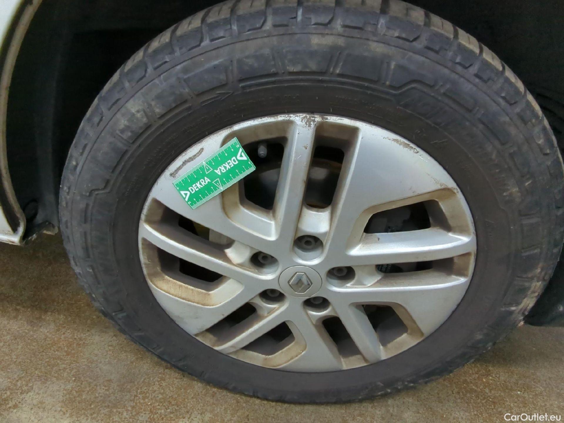  Renault  Trafic RENAULT  / 2019 / 4P / Fourgon tole NV FG GCF L1H1 1200 dCi 120 #5