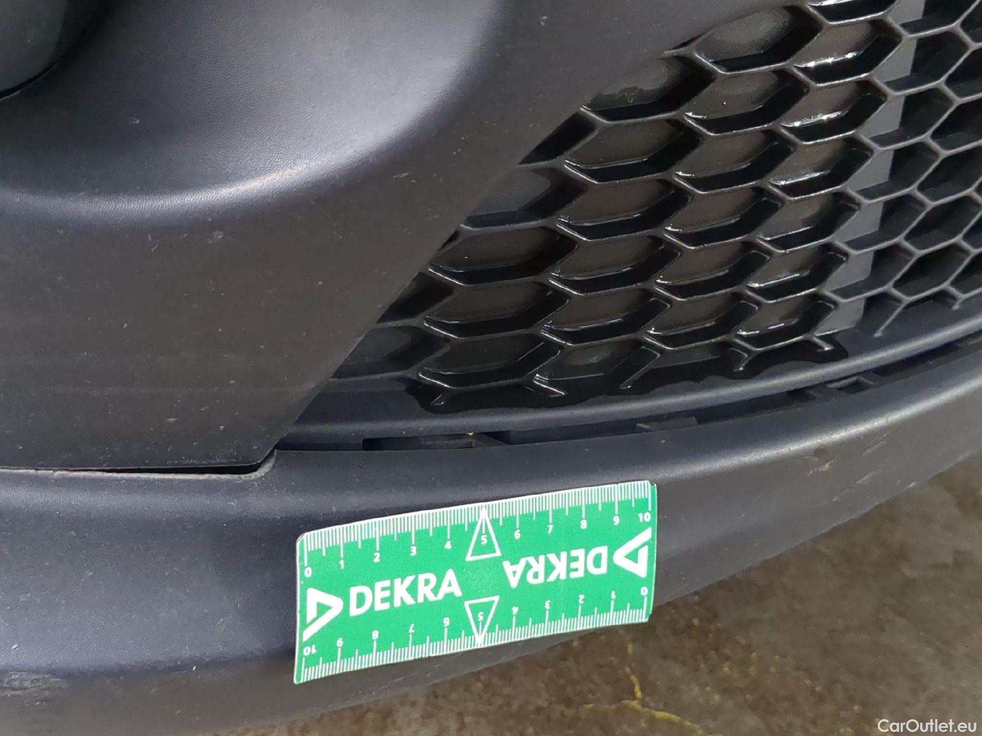  Renault  Trafic RENAULT  / 2019 / 4P / Fourgon tole NV FG GCF L1H1 1200 dCi 120 #47