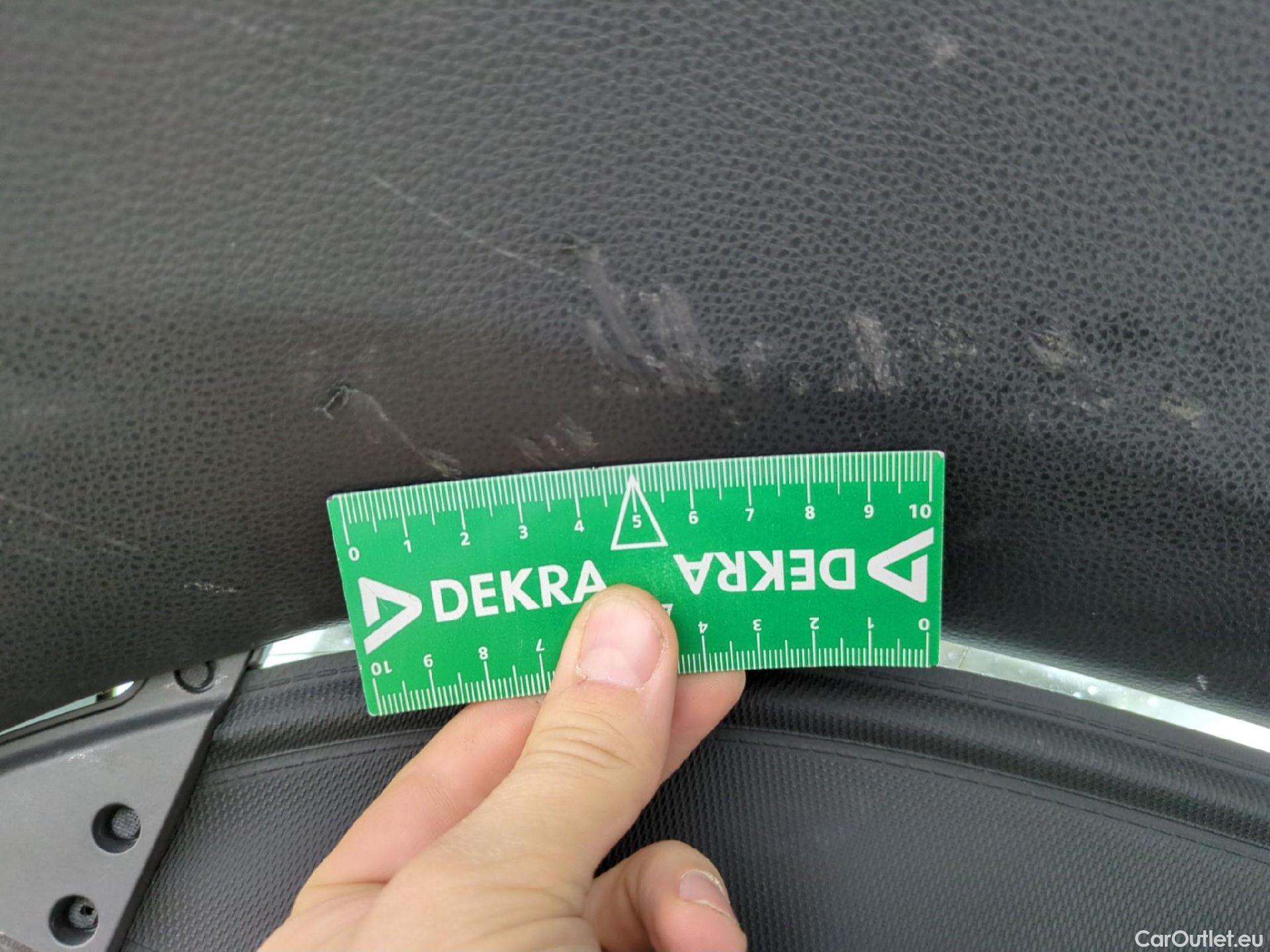  Toyota  Corolla TOYOTA  Touring Sports / 2018 / 5P / Break Hybride 122h Dynamic Business Beyond Zer #19