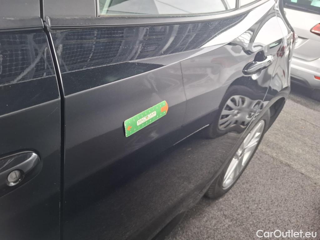  Toyota  Corolla TOYOTA  / 2018 / 5P / Berline Hybride 122h Dynamic Business #17