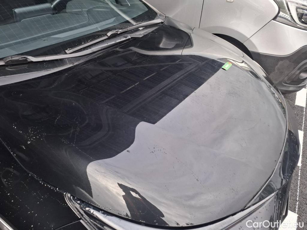  Toyota  Corolla TOYOTA  / 2018 / 5P / Berline Hybride 122h Dynamic Business #23