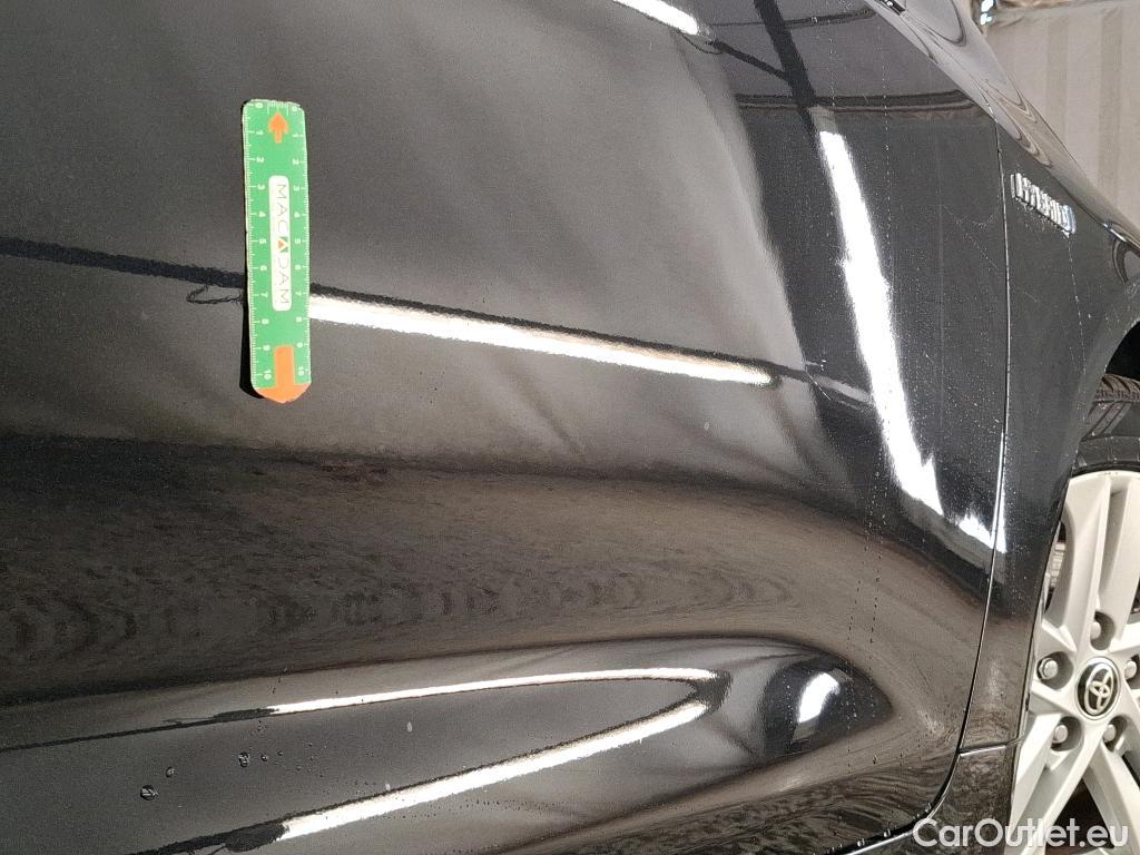  Toyota  Corolla TOYOTA  / 2018 / 5P / Berline Hybride 122h Dynamic Business #7