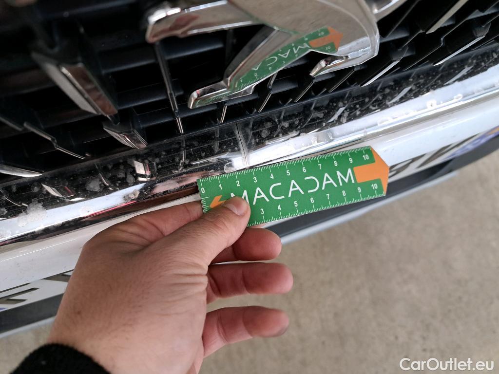  Peugeot  2008  Allure 1.2 PureTech 130CV BVM6 E6dT #9