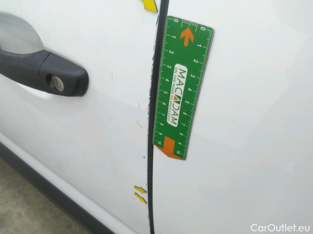  Citroen  Berlingo  Fourgon Club M 650 1.5 BlueHDi 100CV BVM5 E6dT #2