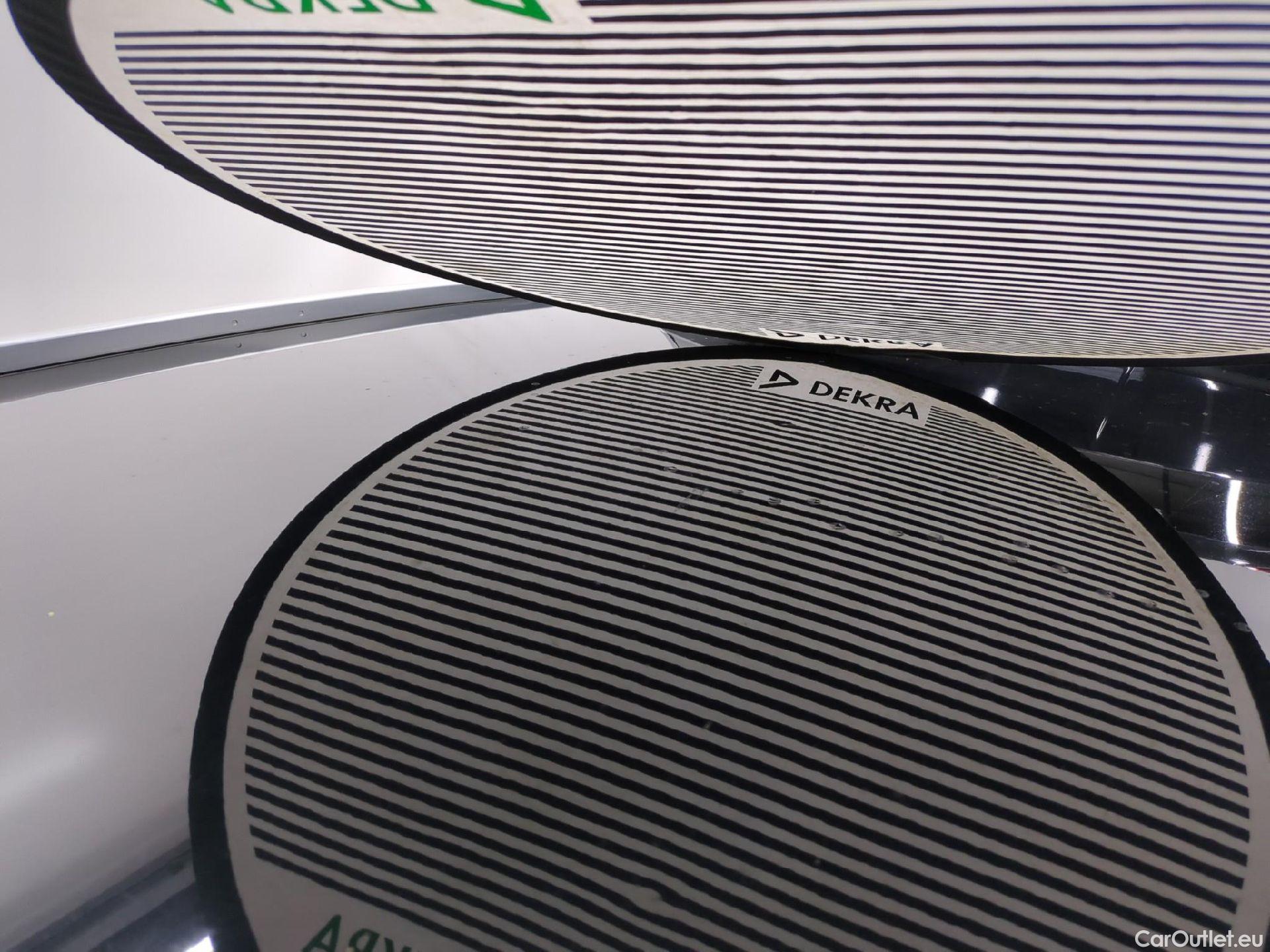  Peugeot  3008  Allure Business 1.5 HDi 130CV BVA8 E6dT #36