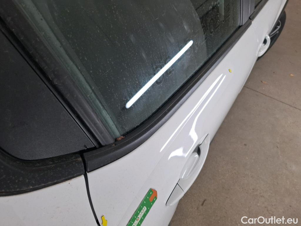  Citroen  C3 CITROEN  / 2020 / 5P / Berline PureTech 83 S&S BVM Feel Pack #2