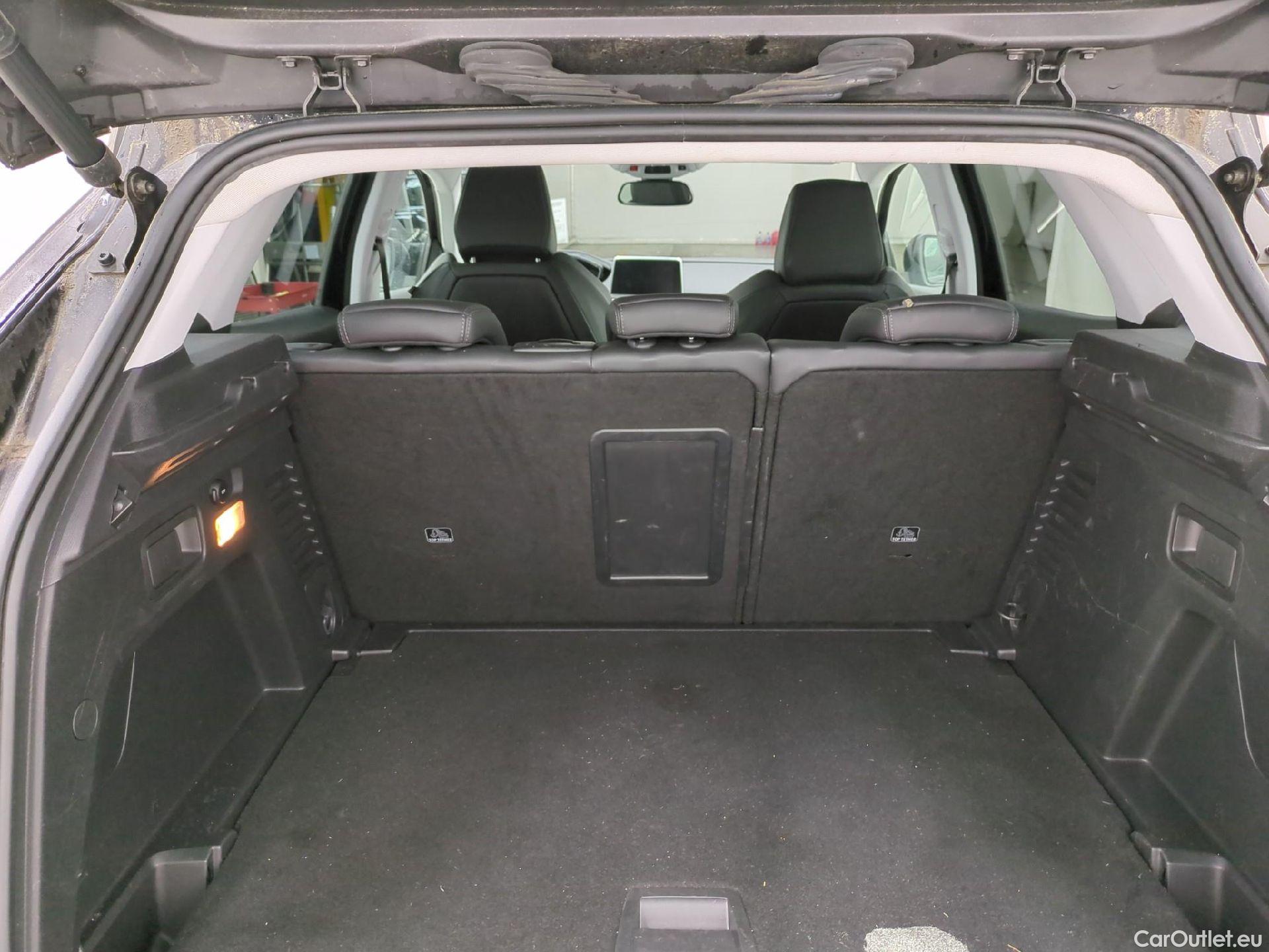  Peugeot  3008  Allure Business 1.5 HDi 130CV BVA8 E6dT #10