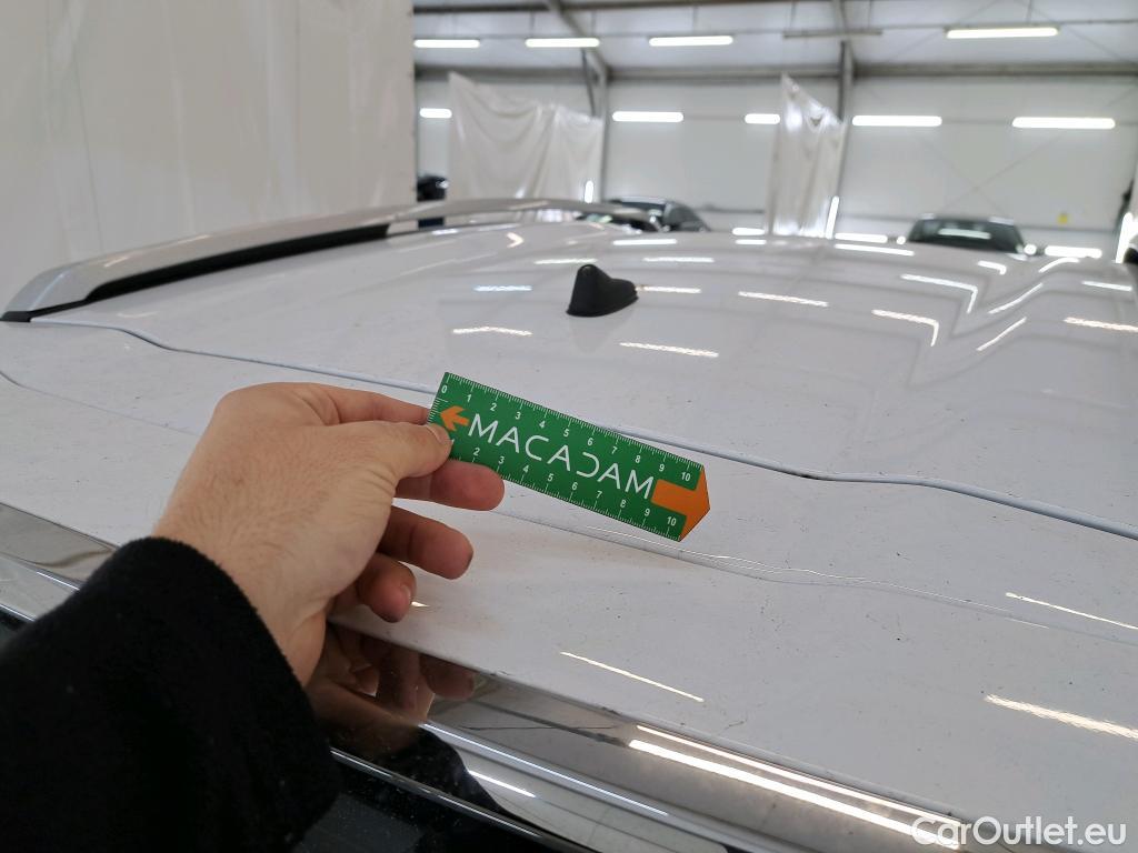  Peugeot  2008  Allure 1.2 PureTech 130CV BVM6 E6dT #33