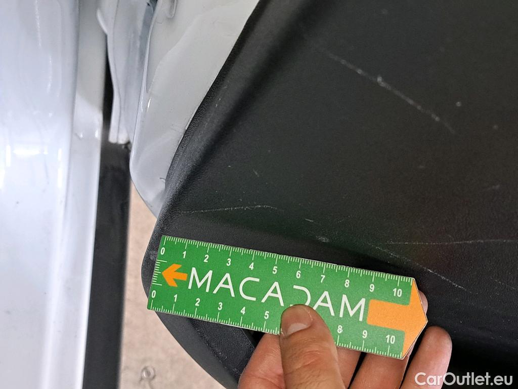  Peugeot  2008  Allure 1.2 PureTech 130CV BVM6 E6dT #22