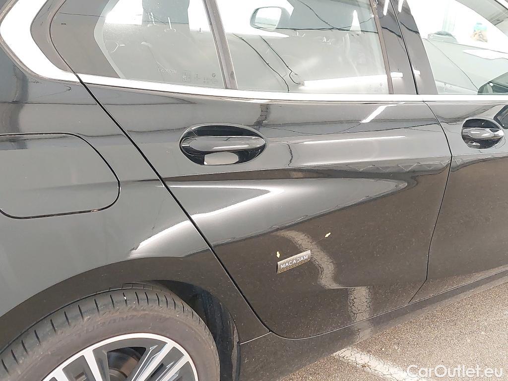  Bmw  Serie 1 BMW Série 1 / 2019 / 5P / Berline 116d DKG7 Business Design #1