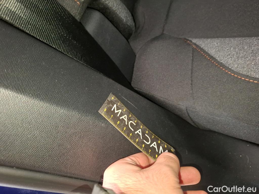  Peugeot  3008  Active Business 1.2 PureTech 130CV BVA8 E6d #7