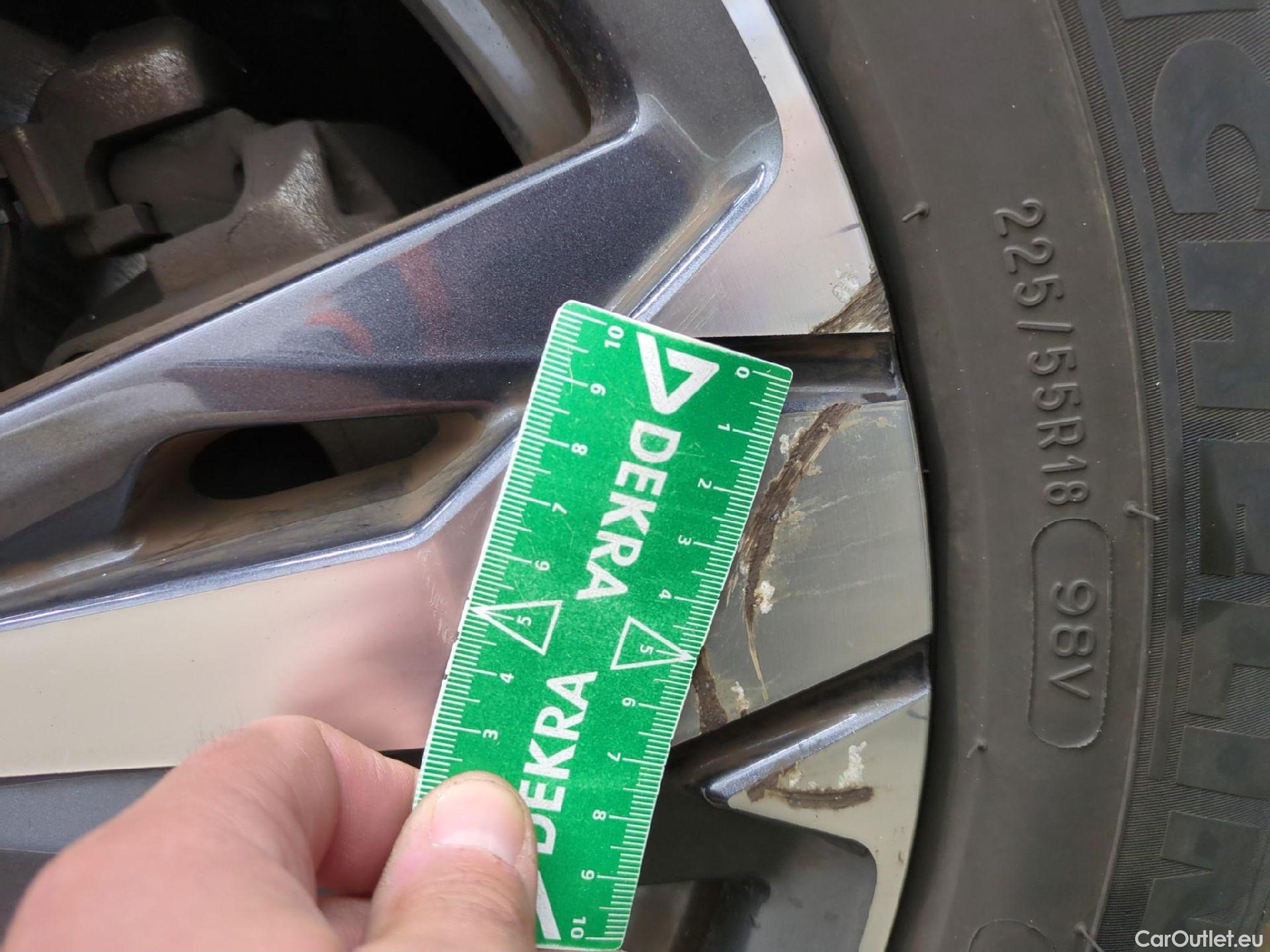  Peugeot  3008  Allure Business 1.5 HDi 130CV BVA8 E6dT #23