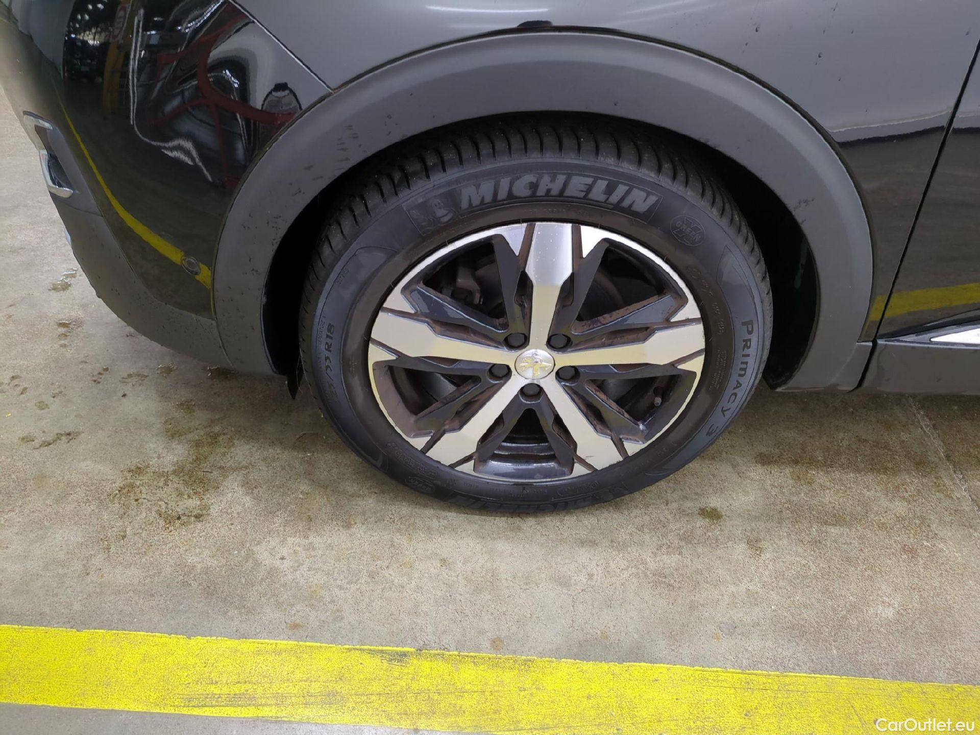  Peugeot  3008  Allure Business 1.5 HDi 130CV BVA8 E6dT #2