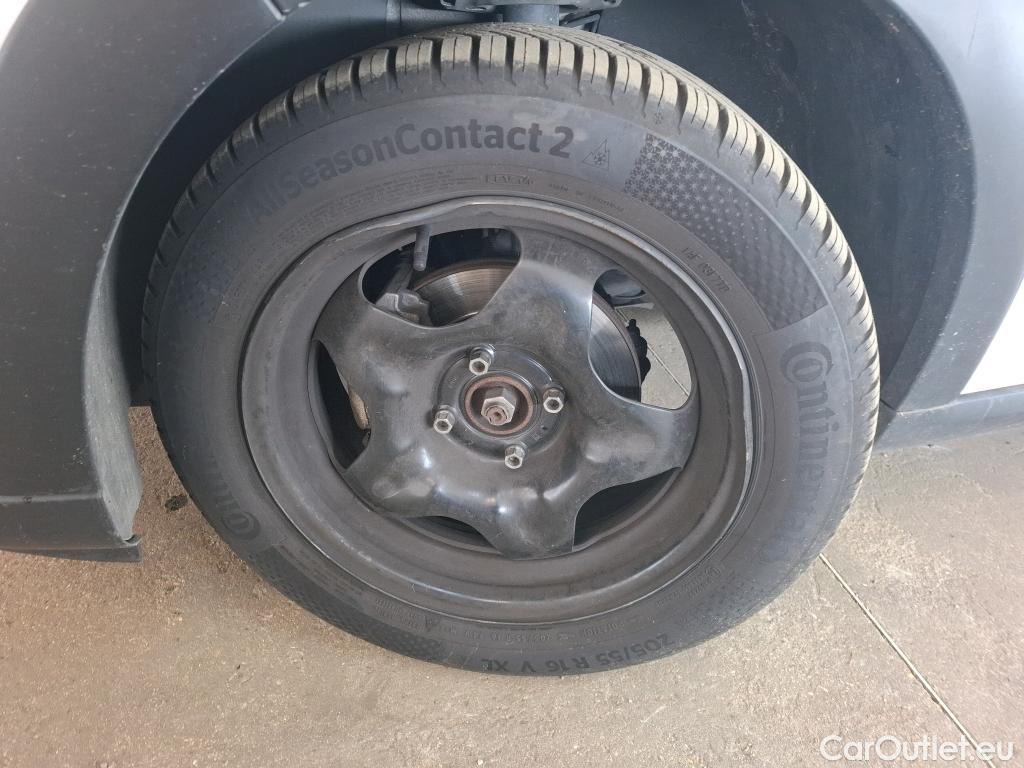  Citroen  C3 CITROEN  / 2020 / 5P / Berline PureTech 83 S&S BVM Feel Pack #30