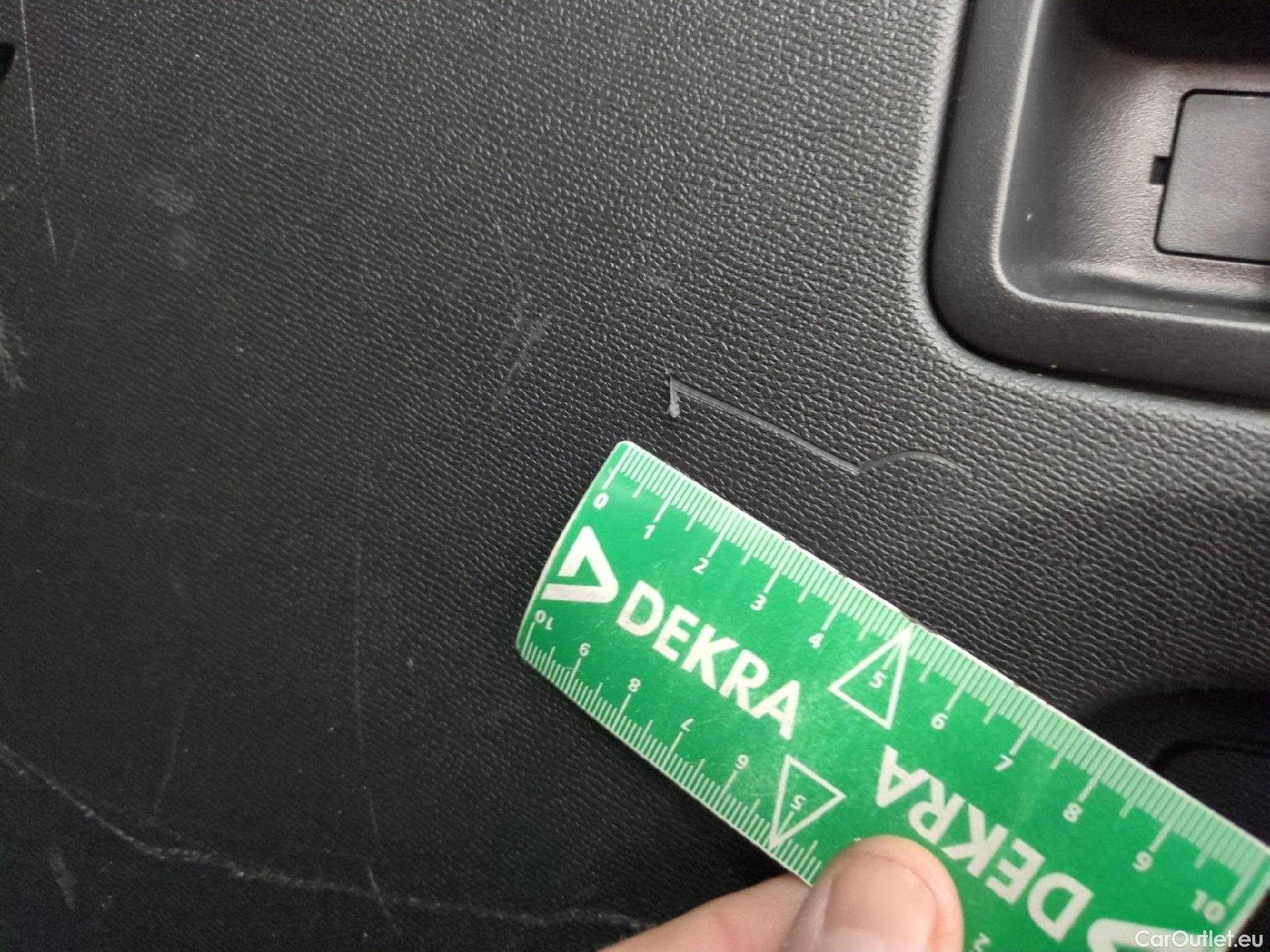  Peugeot  3008  Allure Business 1.5 HDi 130CV BVA8 E6dT #52