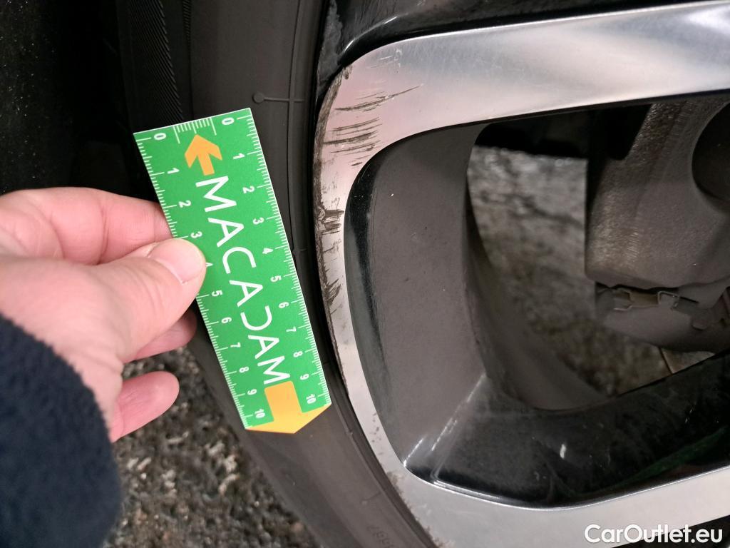  Renault  Scenic RENAULT Scénic / 2016 / 5P / monospace Intens Blue dCi 120 EDC #5