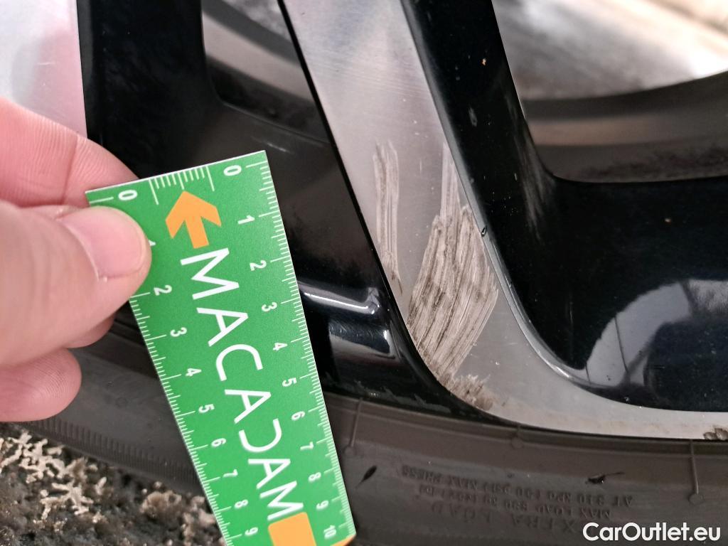  Renault  Scenic RENAULT Scénic / 2016 / 5P / monospace Intens Blue dCi 120 EDC #25